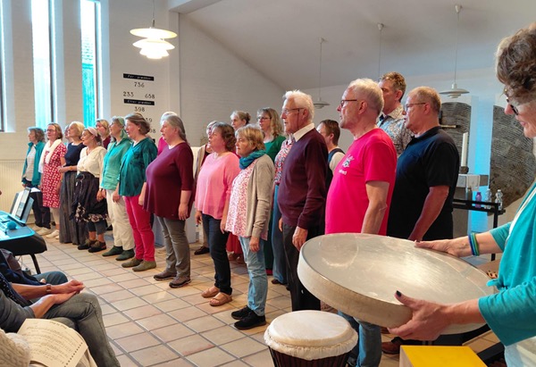 Wunderbares Konzert mit den „Indivdual Voices“ in der dänischen Kirche.